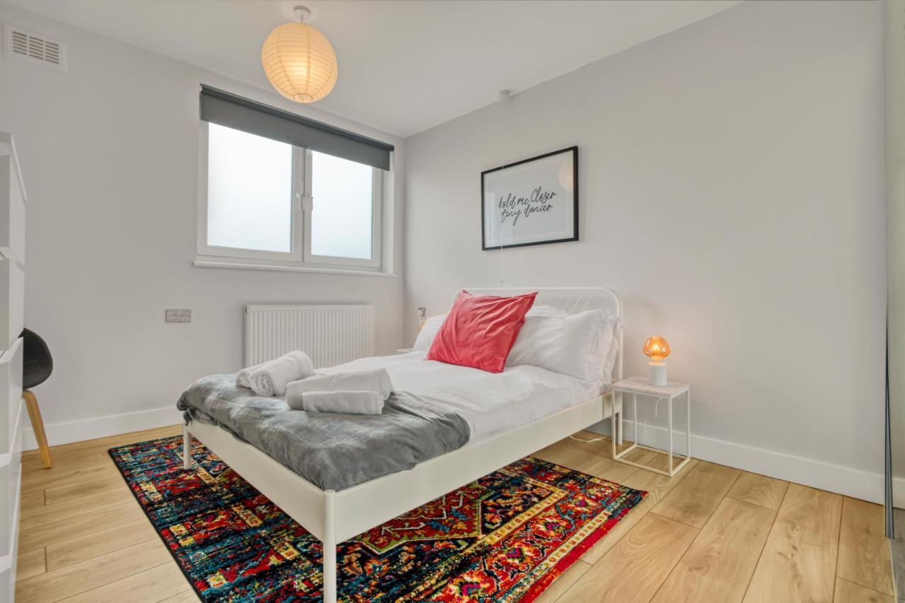 Homely 1Bed Apartment Vauxhall ロンドン エクステリア 写真